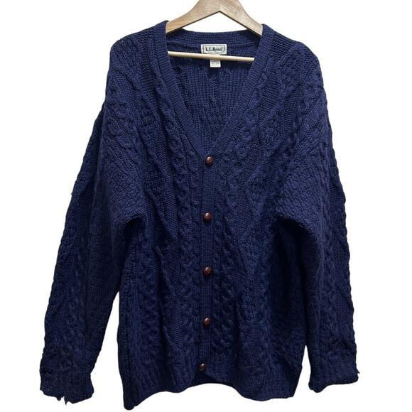 VTG L.L. Bean Me Cable Knit Sweater LT Blue 100% Wool Fisherman Cottage Ireland - Picture 3 of 10